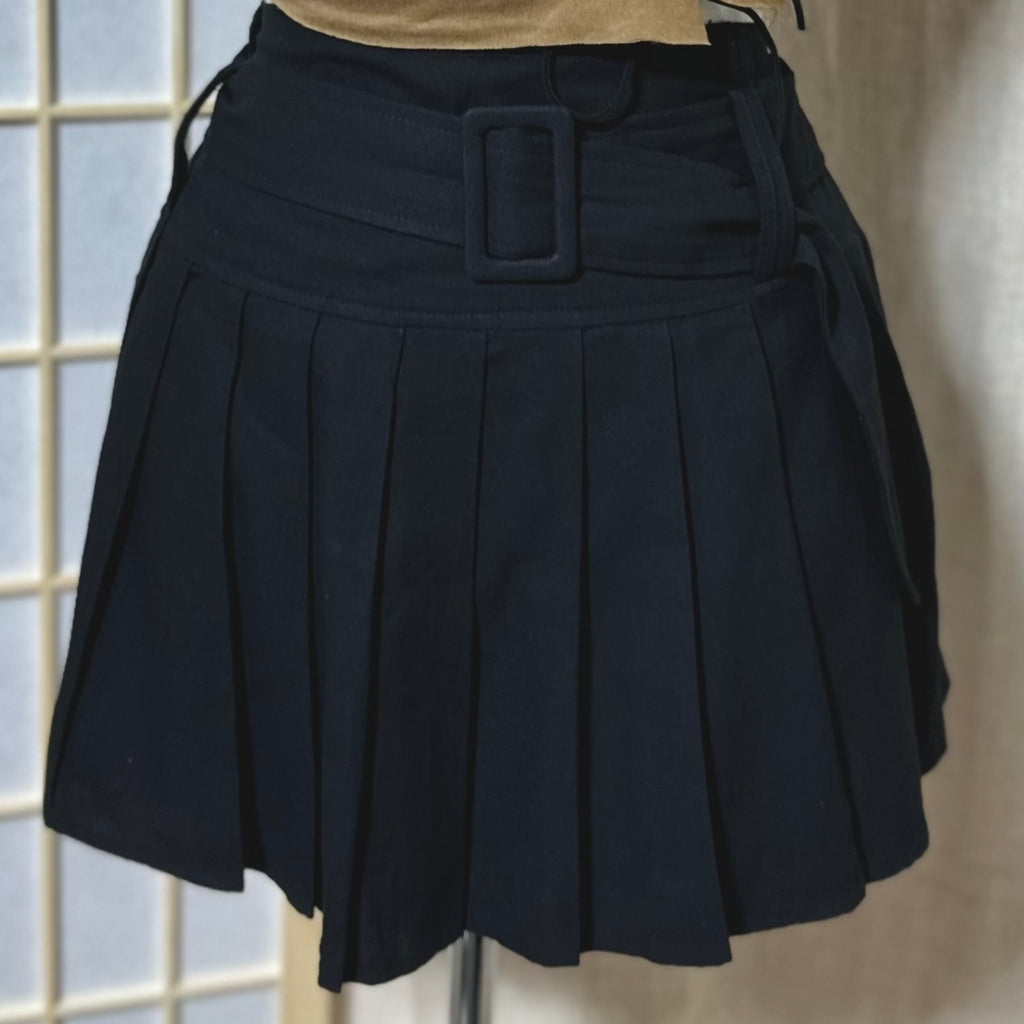 The “Sweet Rebel” Low Rise Pleated Skirt