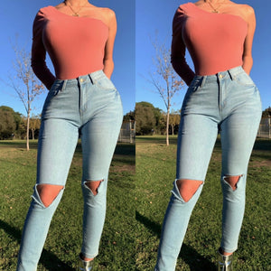 The “Morgan” Light Wash High Waisted Skinny Jeans